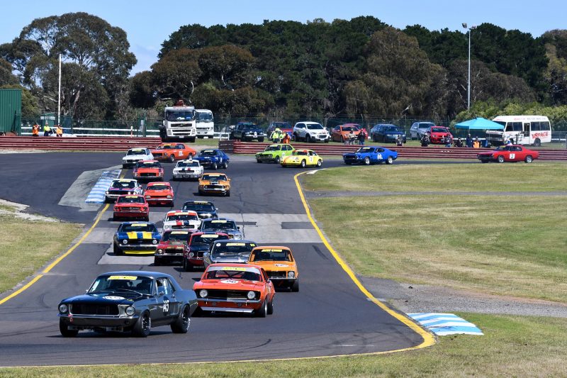 Darryl Hansen leads the powertrain in R1