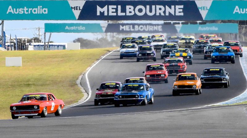 Aldo de Paoli_s Camaro gets the jump in R1.