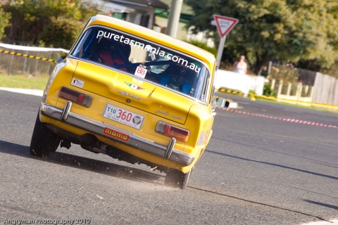 360_-_norman_henry__michael_blake_-_1965_alfa_romeo_giulia_super_20100501_1263711648