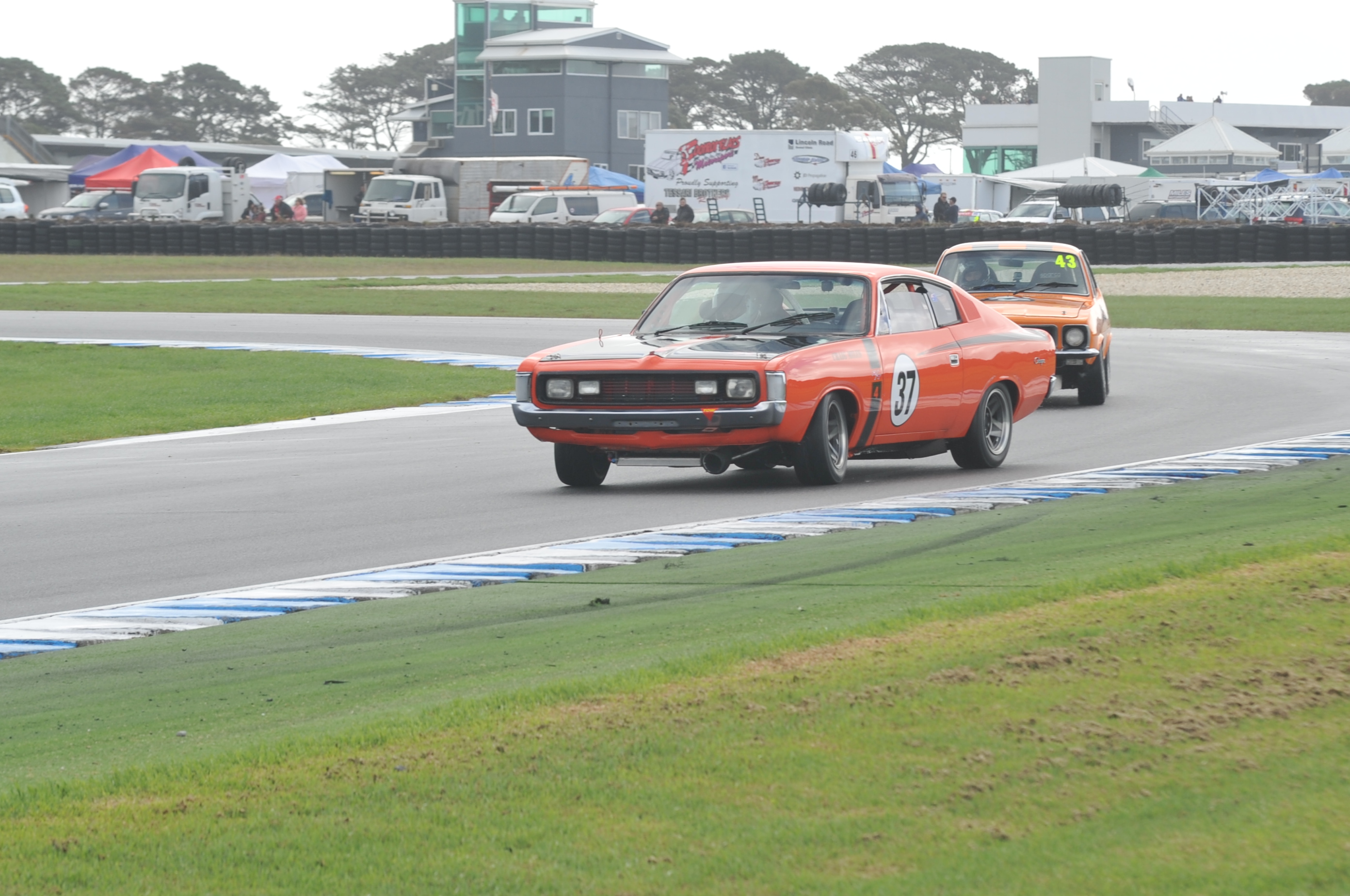 Craig Miles gets a litle loose in the slippery qualie