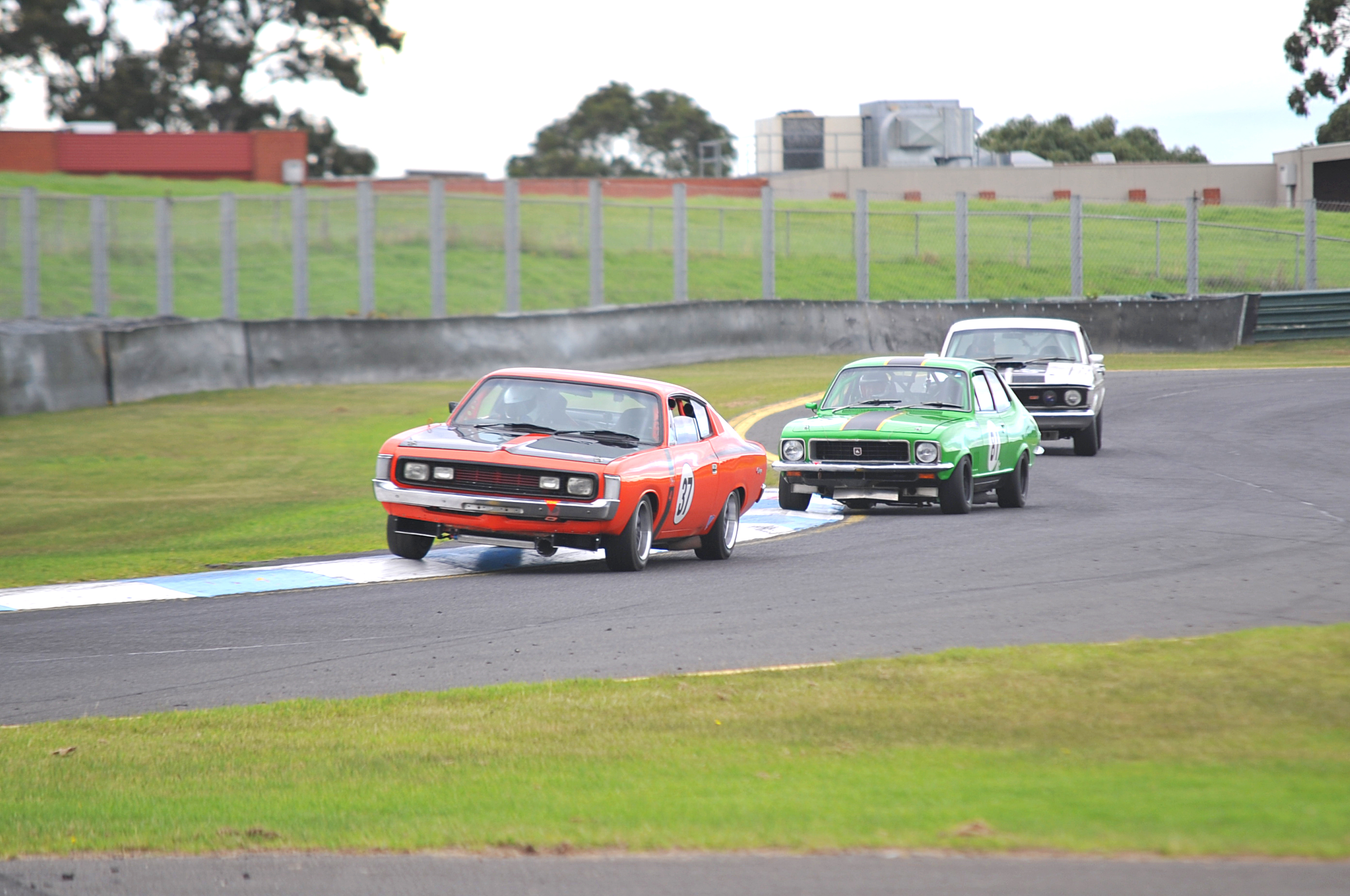The chase to Dandy Rd corner