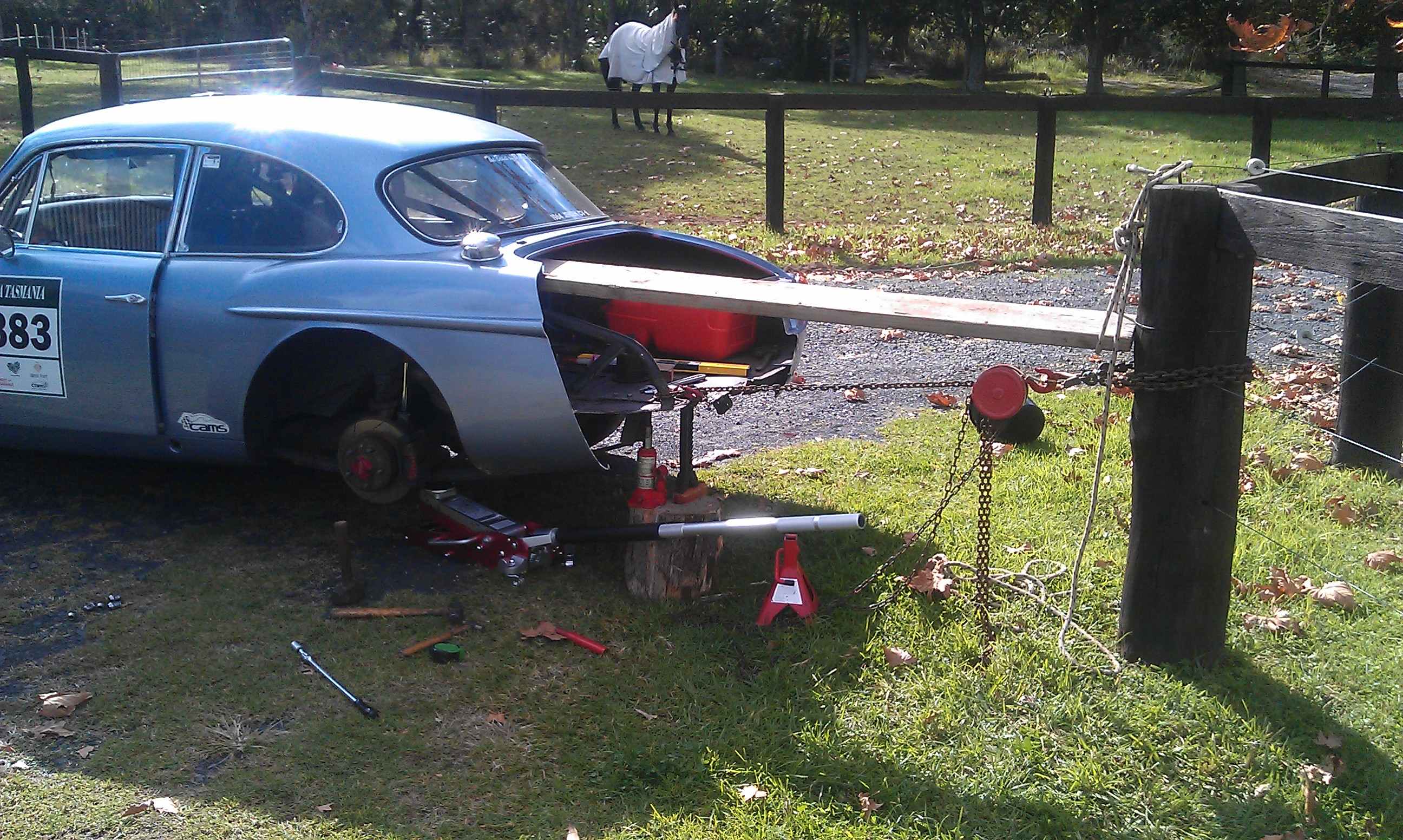 The Ullrichs rack the Jensen after a late rally off