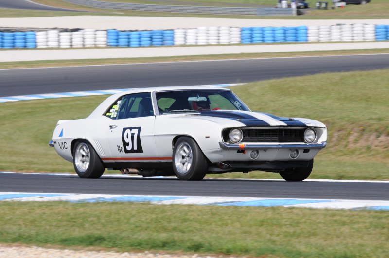 Darren Collins retired after R2 with suspect oil pressure