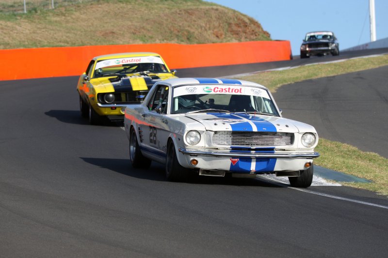 Brad Tilley bested Vince Macri in R2