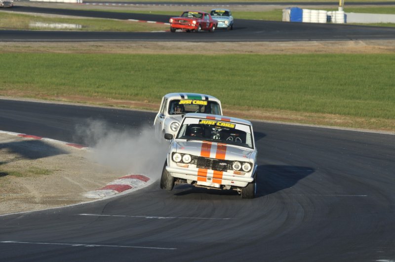 David Brown's Datsun 1600 SSS kicks up dust