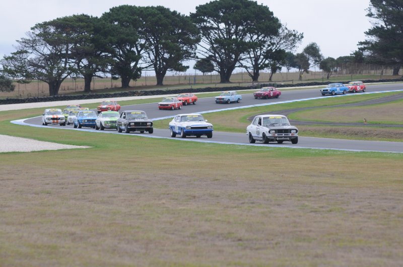The leaders stream towards Honda. Phil Wisewould