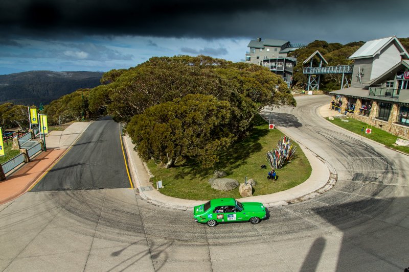 Brian and Linda roar to the top of Buller