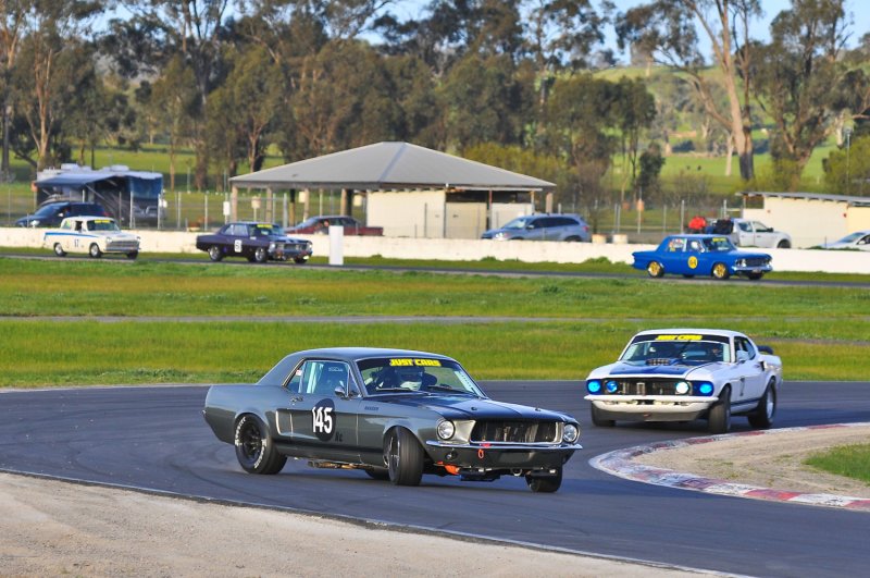Darryl Hansen gets loose at Turn 1