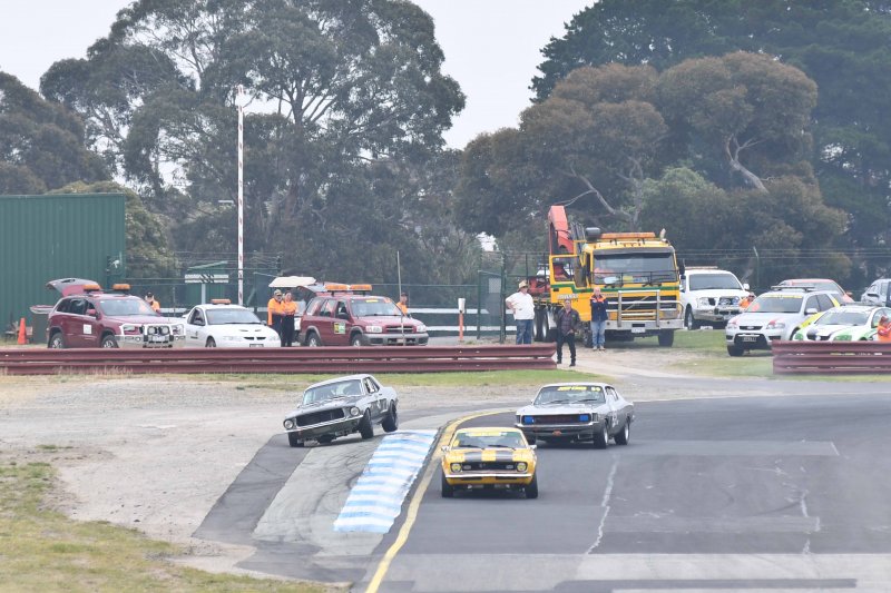 Oops! Darryl Hansen on tippy-toes after late braking for T1