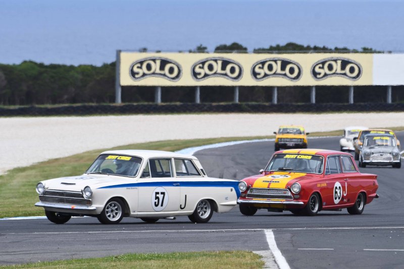 Simon Browning heads Jonny Luxmoore. But not for long...
