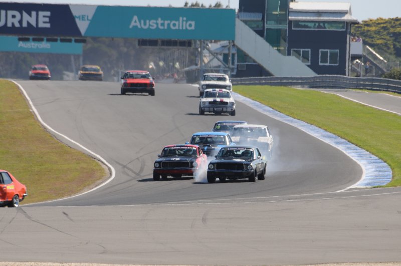 Darryl Hansen locks a brake as Andrew Whiteside challenges
