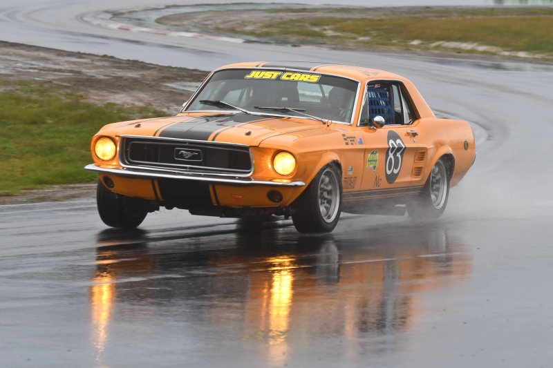 Chris Stern had a good return in the ex-Bugelly Mustang