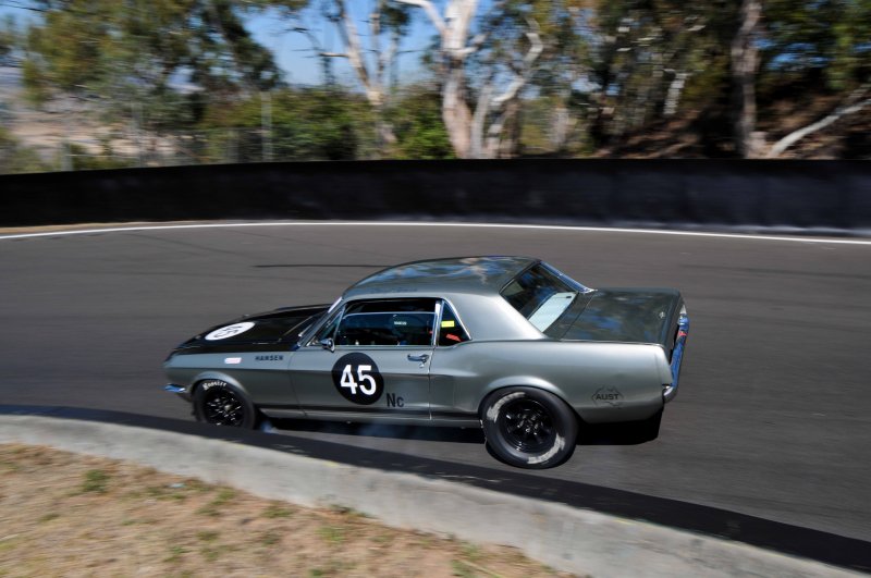 Darryl Hansen won Race 3 after a Tilley DNF