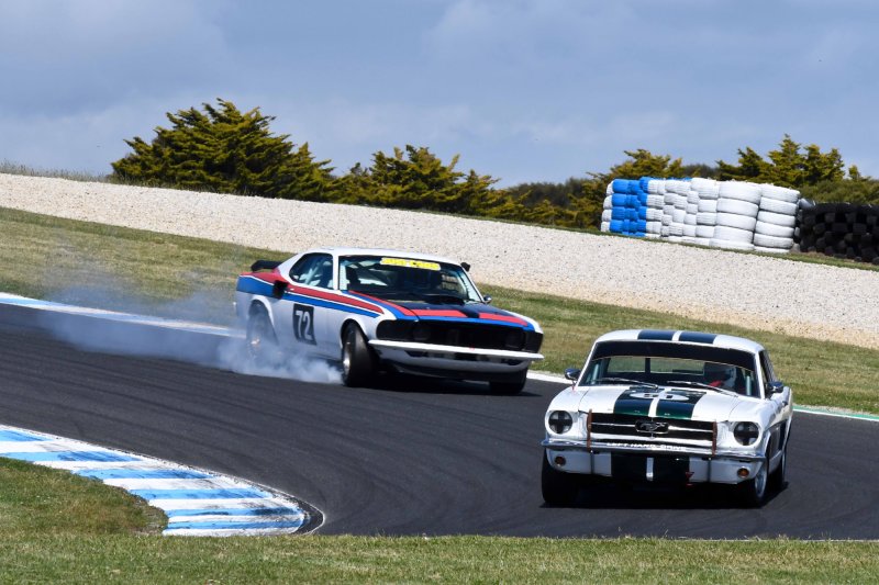 Clempson's '69 Mustang locks up chasing Craig's '64 Mustang