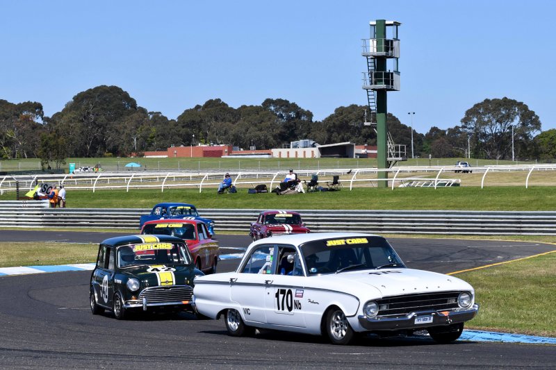 82-year old Ted Brewster hounds David Forbes' XK Falcon