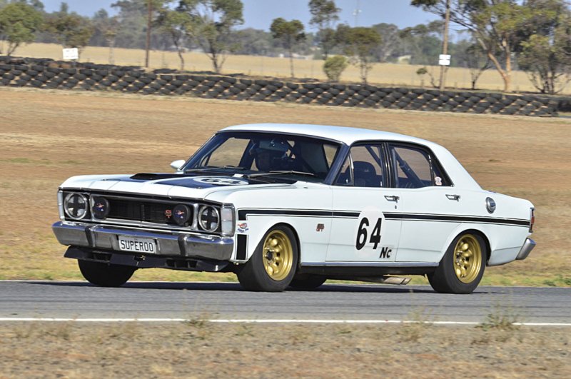 Adam-Smith’s-Falcon-GT-on-the-back-straight.-John-Lemm-