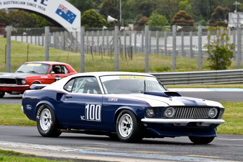 Andy-Clempsons-immaculate-Alan-Moffat-Union-Shipping-Mustang-tribute-won-pole-and-Best-Presented