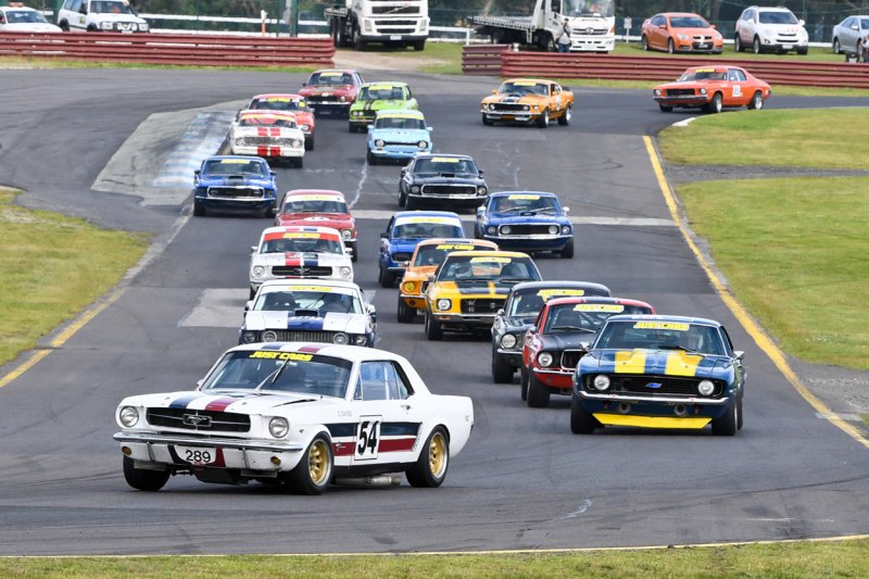 Darrin-Davies-in-the-famous-Ol-54-leads-former-owner-John-Mann-in-his-Camaro