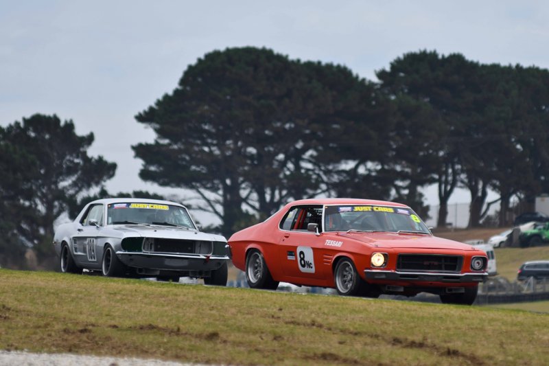 David-Tessaris-Monaro-holds-off-Ben-Wilkinsons-Mustang