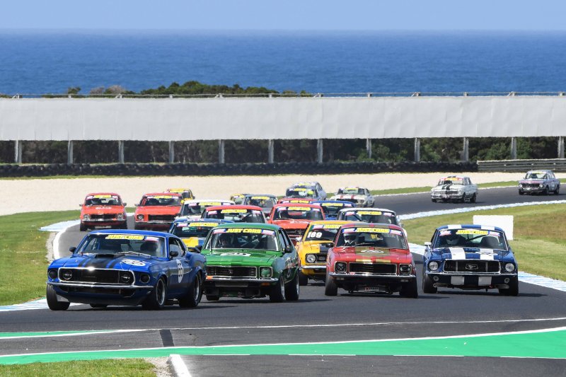 Quick-Toranas-of-Girvan-and-van-Stokrom-push-Mewetts-Mustang
