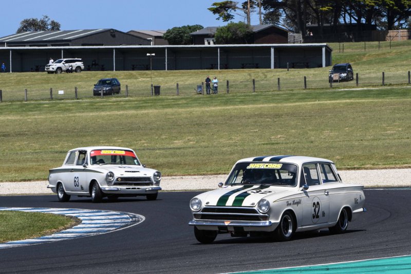 Cortina-capers-Don-Knight_s-pushrod-and-Michael-George_s-Lotus.-Phil-Wisewould-photo