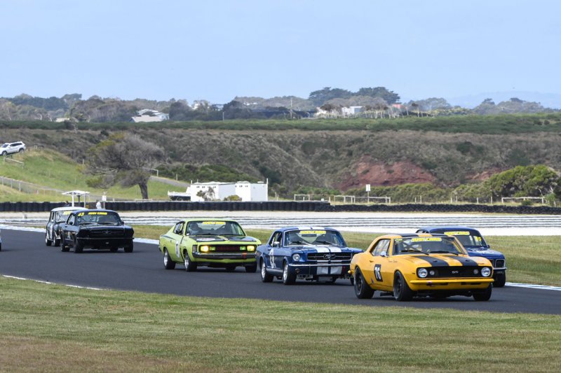 Trevor-Talbot_s-Camaro-leads-Gordon_s-Torana-Jones_-Mustang-Miles_-Charger-Meuleman_s-Mustang-and-Hill_s-Mini.-Phil-Wisewoule-photo.