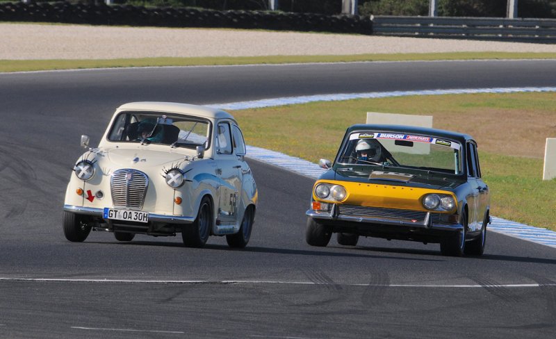 Battle-of-Britain-Rhea-Sutter-Austin-A30-vs-Ian-Cuss-Triumph-2000-at-the-Island.-Phil-Wisewould-photo.