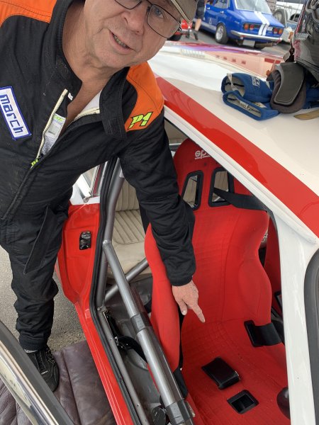 David-Crabtree-reveals-the-essential-motor-racing-ingredient-his-wallet.-Chris-Ralph-photo