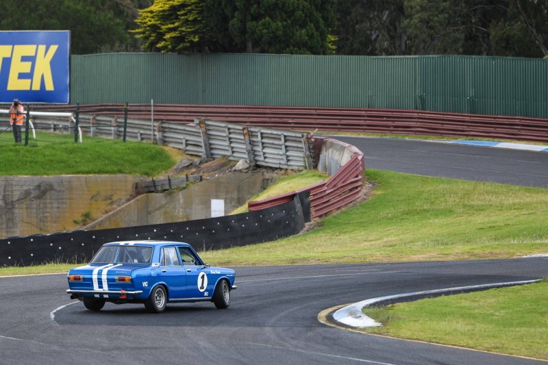 Qualy-rally-driving-for-Harry-Draper