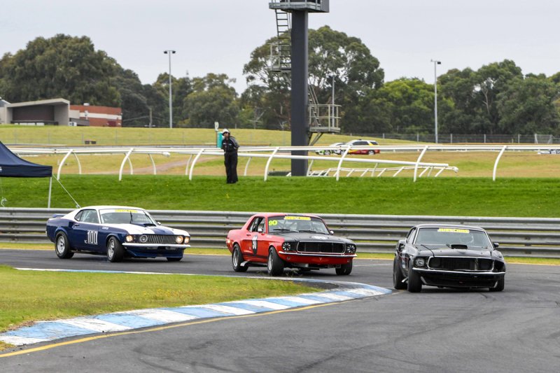 Three-way-fight-Lane-Stern-Clempson