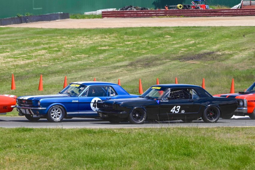 Battling-Mustang-twins-came-to-grief-later-in-the-weekend