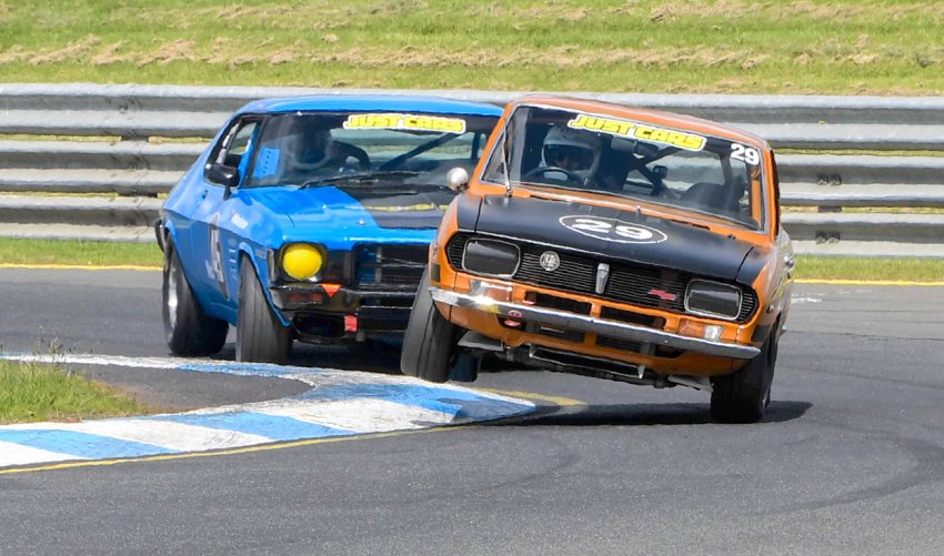 Nathan-Gordon_s-monster-Monaro-had-Jason-Humble_s-Mazda-on-tiptoes-crop