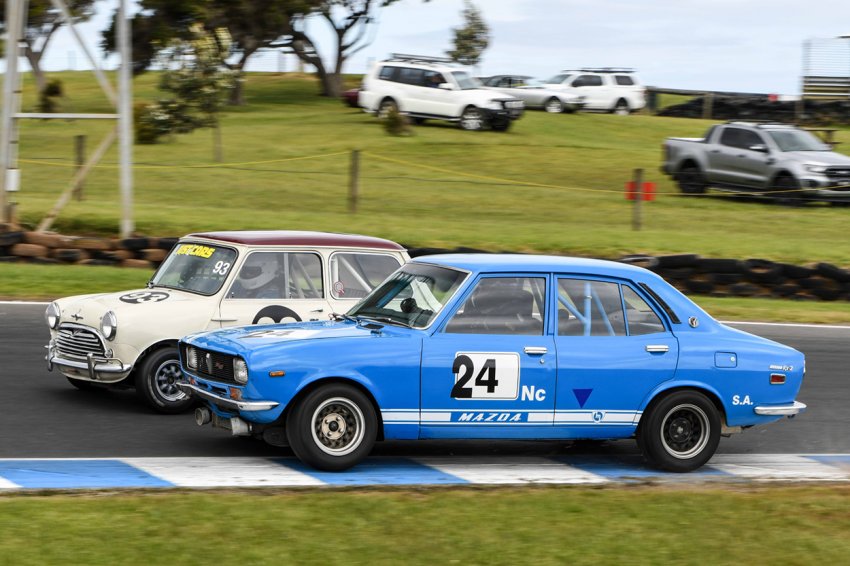 Battle-of-the-South-Aussies-Justin-Elvin-Mini-and-Kirk-Davis-Mazda.