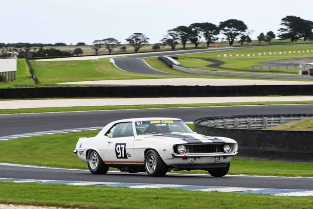 Darren-Collins-won-all-three-and-set-a-cracking-pole-time.-Phil-Wisewould-photo