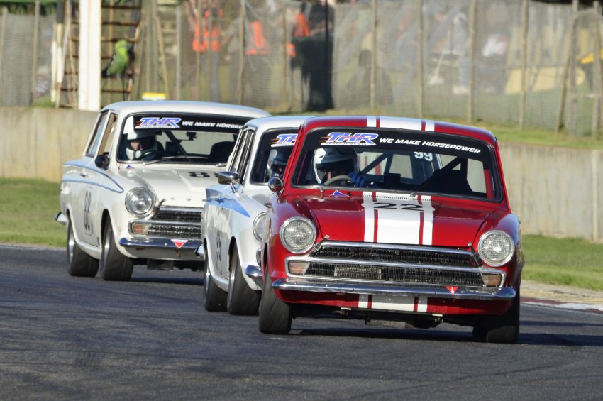 Cortina-chorus-SAs-Stuart-Barnes-and-Paul-Atkins-sandwich-Vics-Les-Walmsley