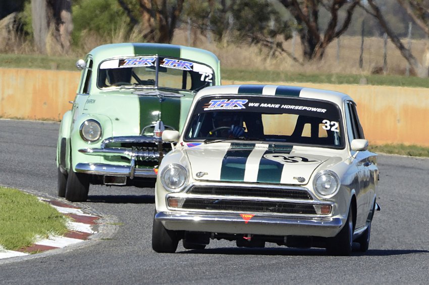 Rapidly-repaired-FJ-of-Phil-Barrow-hunts-fellow-Vic-Don-Knights-Cortina