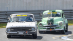 Phil-Barrow-throws-the-FJ-at-David-Forbes-XK-Falcon-in-their-3-race-duel