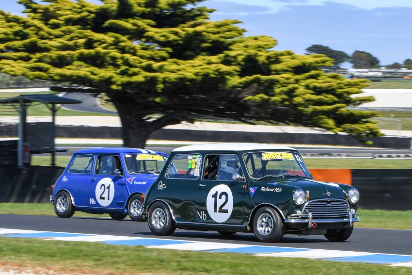 Mini-bros-Richard-and-Graeme-Hill-the-only-fighting-fours.-Phil-Wisewould-photo