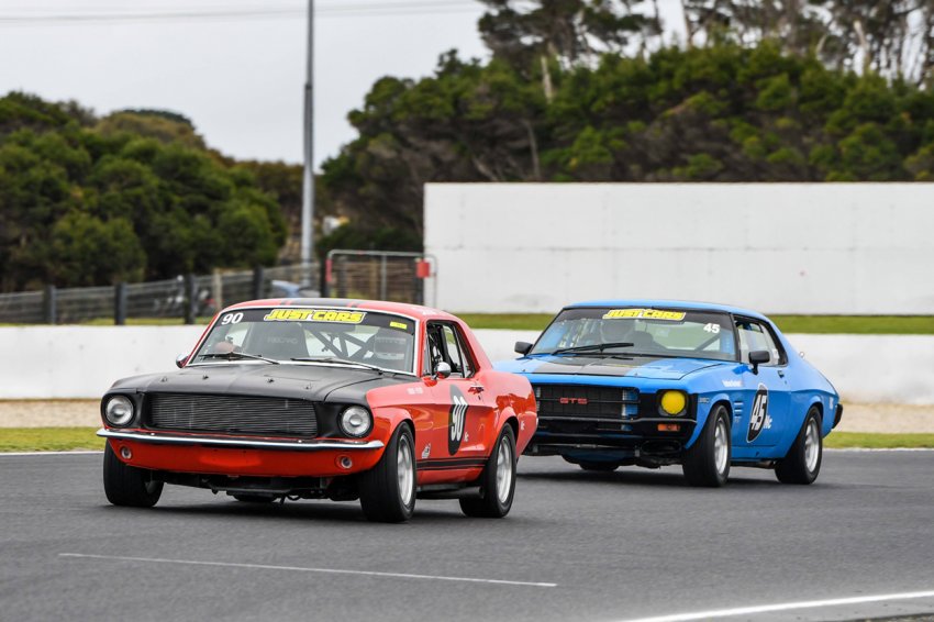 HTCAV-President-Chris-Stern_s-Trans-Am-leads-good-mate-Nathan-Gordon_s-Monaro