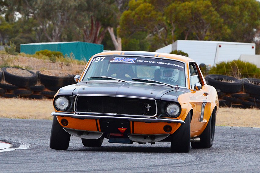 26-years-after-his-last-visit-Darren-Collins-sticks-the-hoof-into-the-Warhorse-Mustang