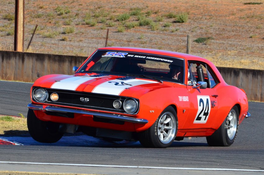 The-legendary-Tony-Hubbard-Vic-ran-out-of-tyres-for-the-Camaro-