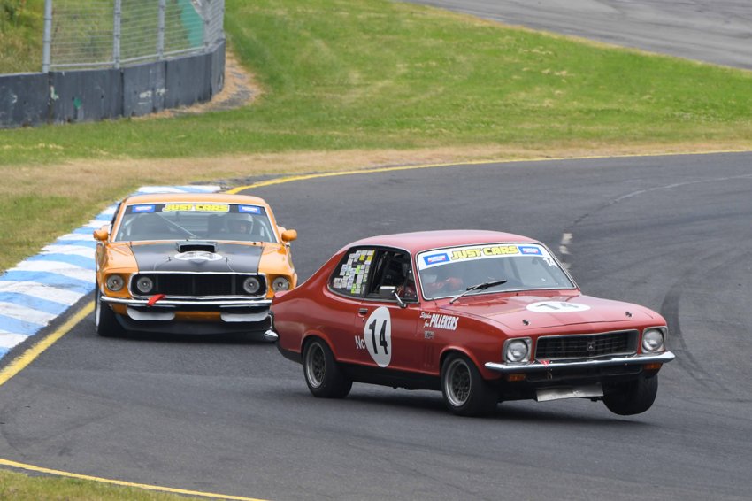 Stephen-Pillekers_-Torana-tries-to-skip-away-from-Joe-Calleja_s-Mustang