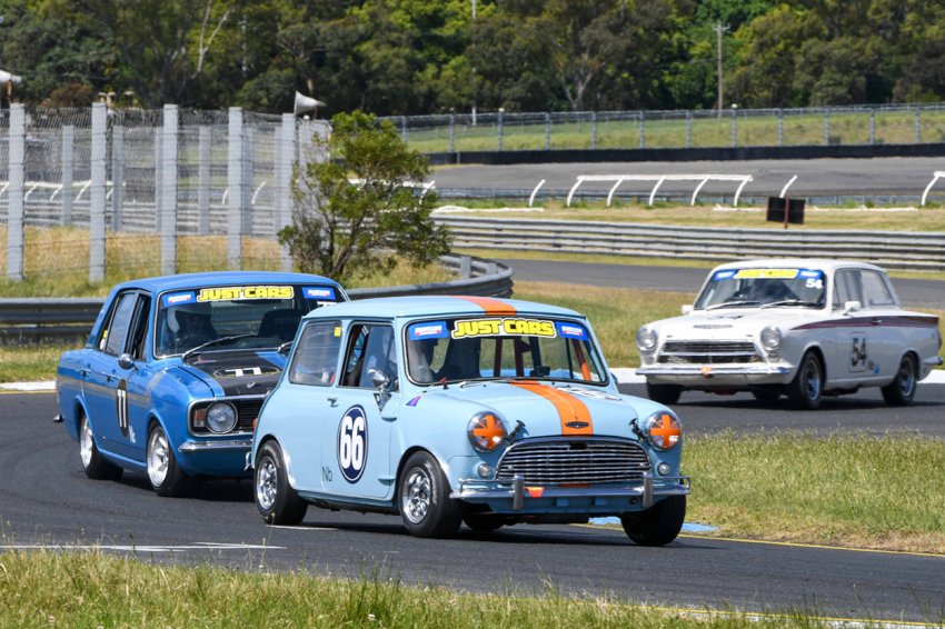 Racer-Industries_-Gordon-Cox-bullies-newcomer-John-Doherty-as-Peter-Olver-watches