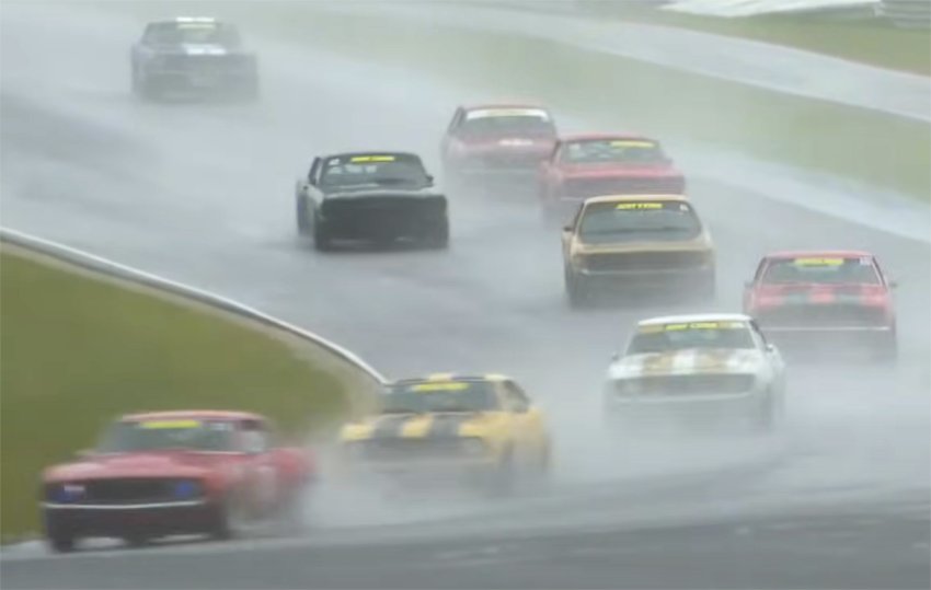 Saturday_s-low-vis-slippery-start-not-for-the-faint-hearted.-Pic-courtesy-Blendline